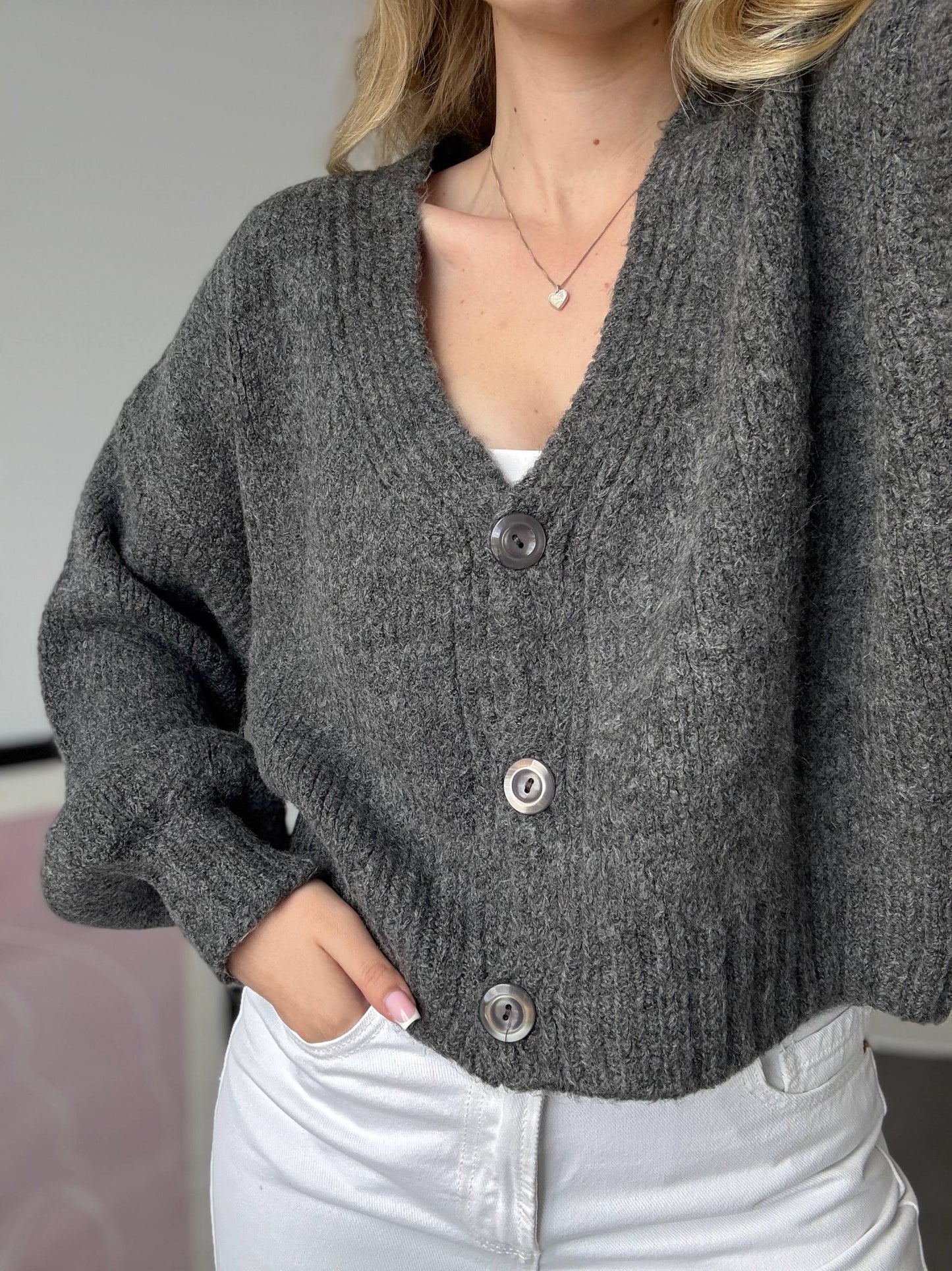 Вʼязані кардигани