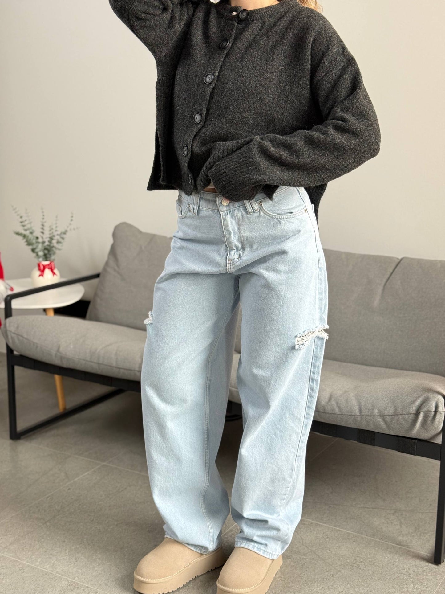 Джинси baggy з розрізами