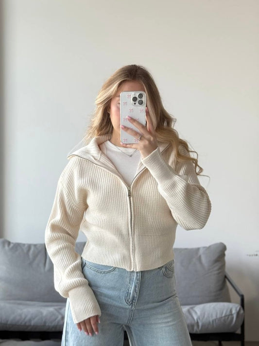 Вкорочений светр на блискавці