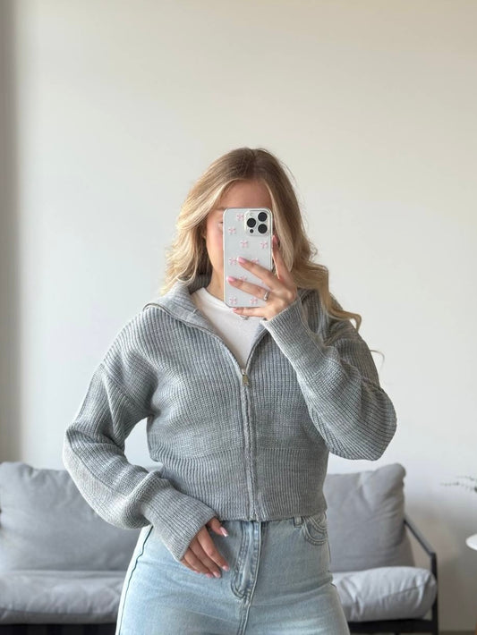 Вкорочений светр на блискавці