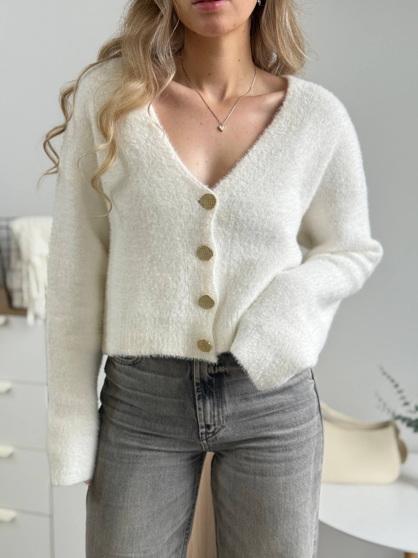 Вкорочені пухнасті кардигани