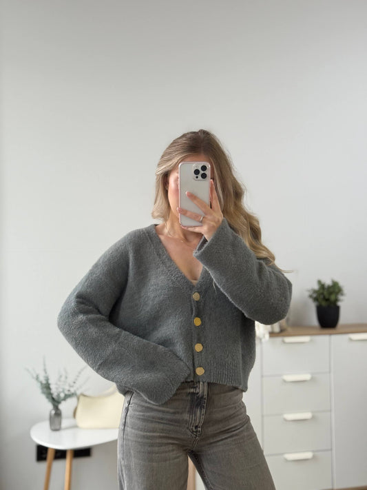 Вкорочені пухнасті кардигани