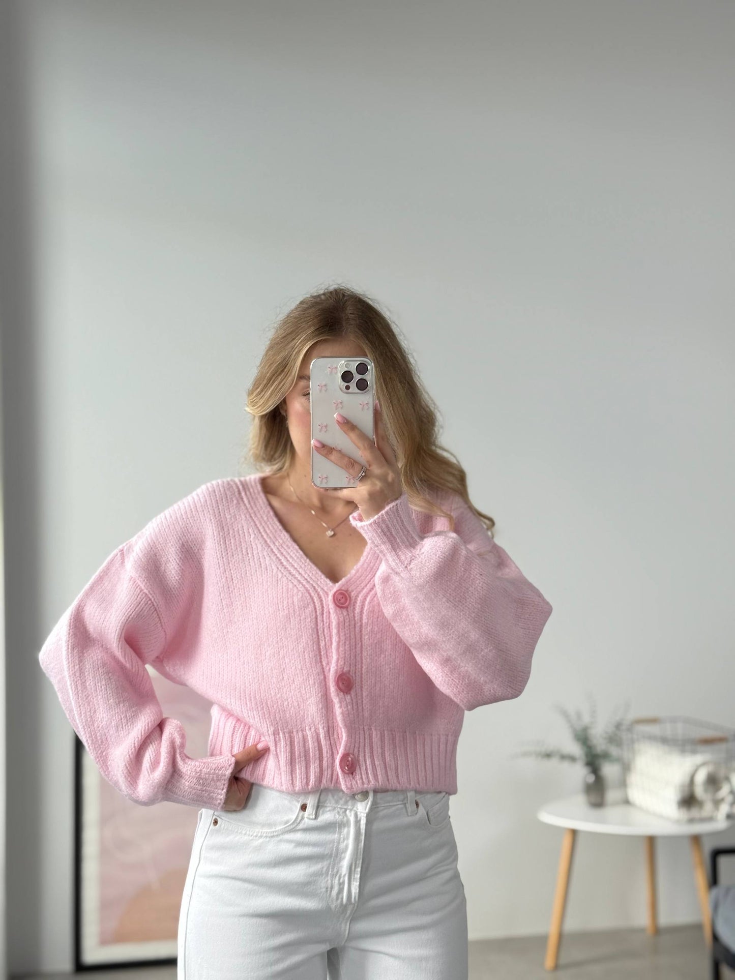 Вʼязані кардигани