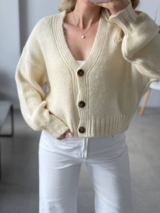 Вʼязані кардигани