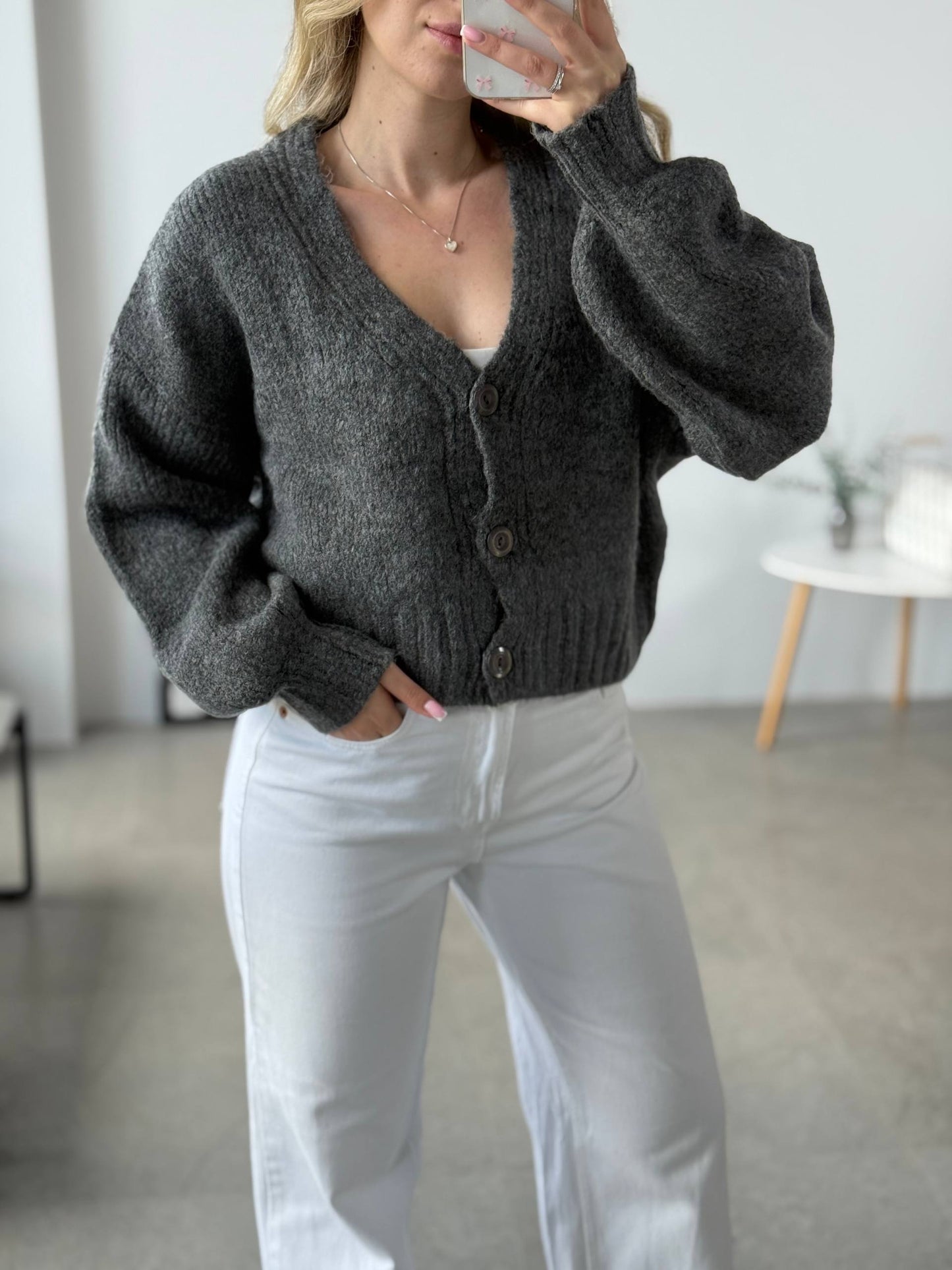 Вʼязані кардигани