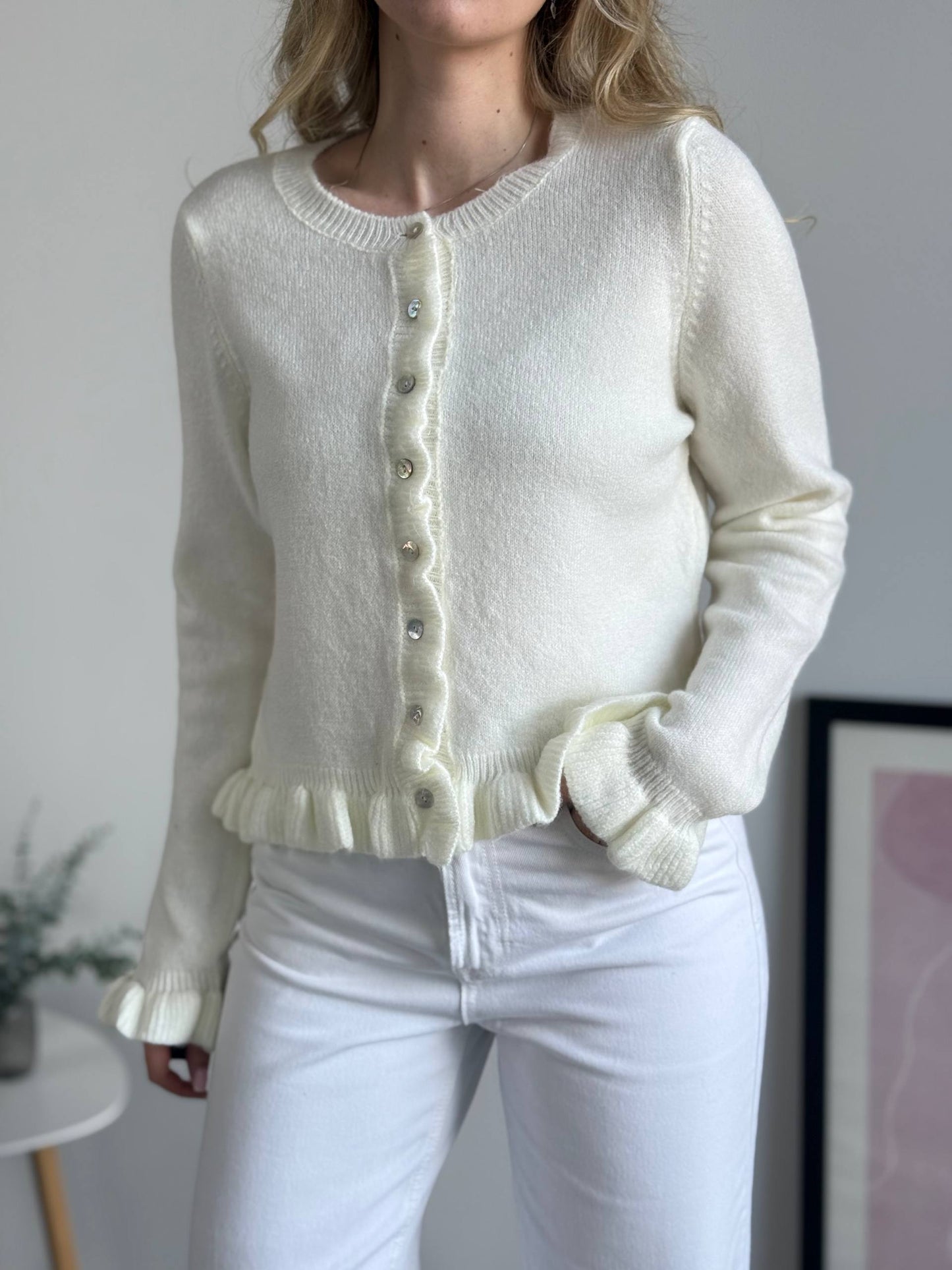 Кардиган з рюшами